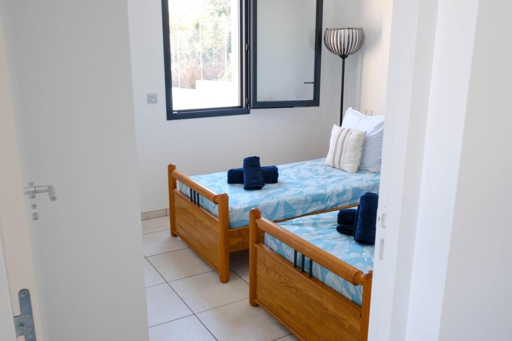 Enola - Sea View Terrace Parking - By Tgb Apartman Pietrosella Kültér fotó