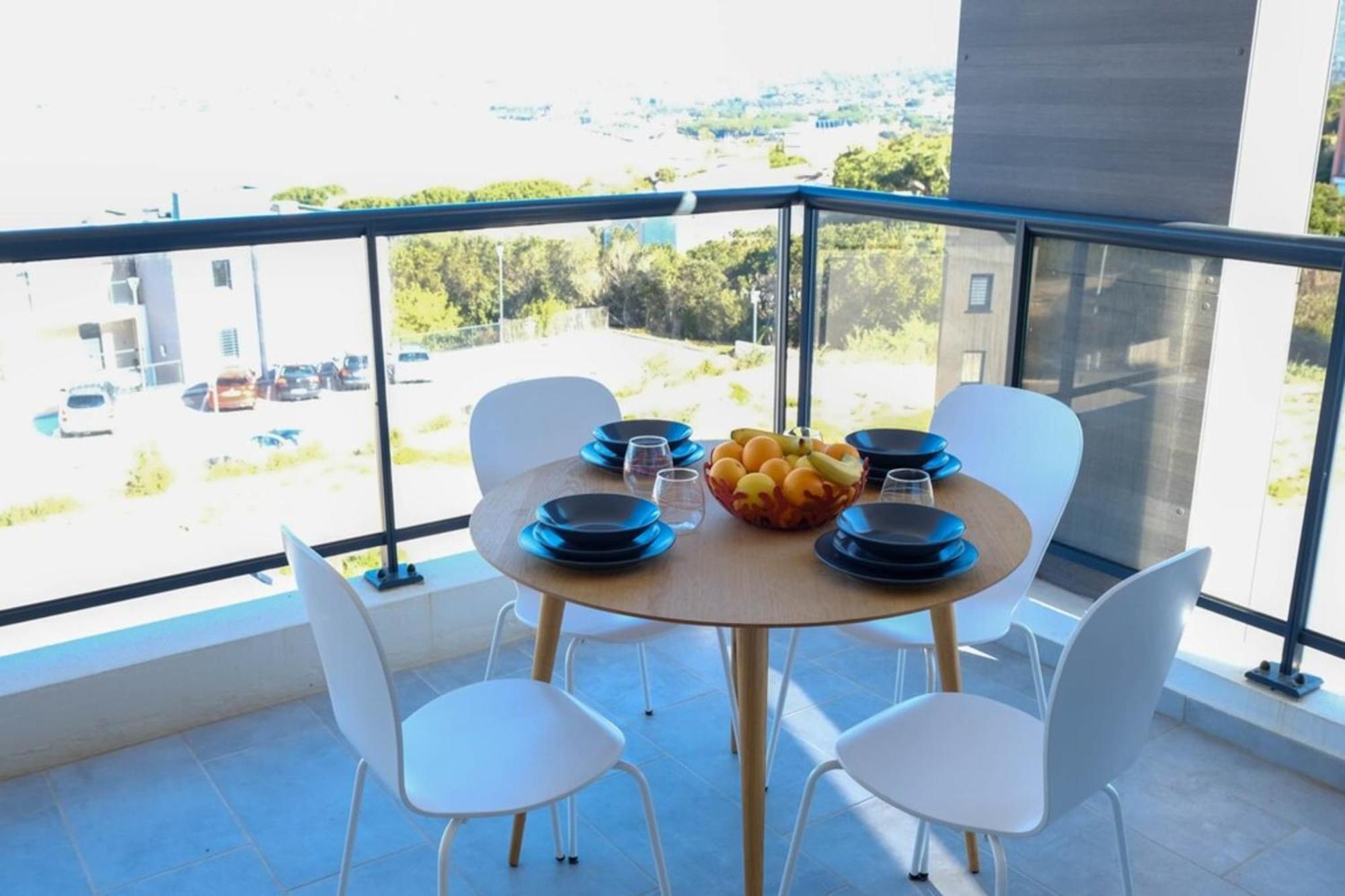 Enola - Sea View Terrace Parking - By Tgb Apartman Pietrosella Kültér fotó